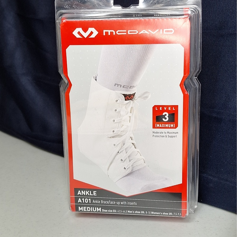 McDavid A101 Lace-Up Ankle Brace with Inserts  White Medium NEW SEALED
